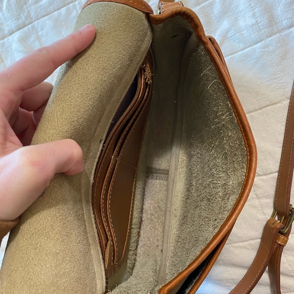 Vintage Dooney & Bourke Horseshoe Saddlebag - Picture 2 of 16